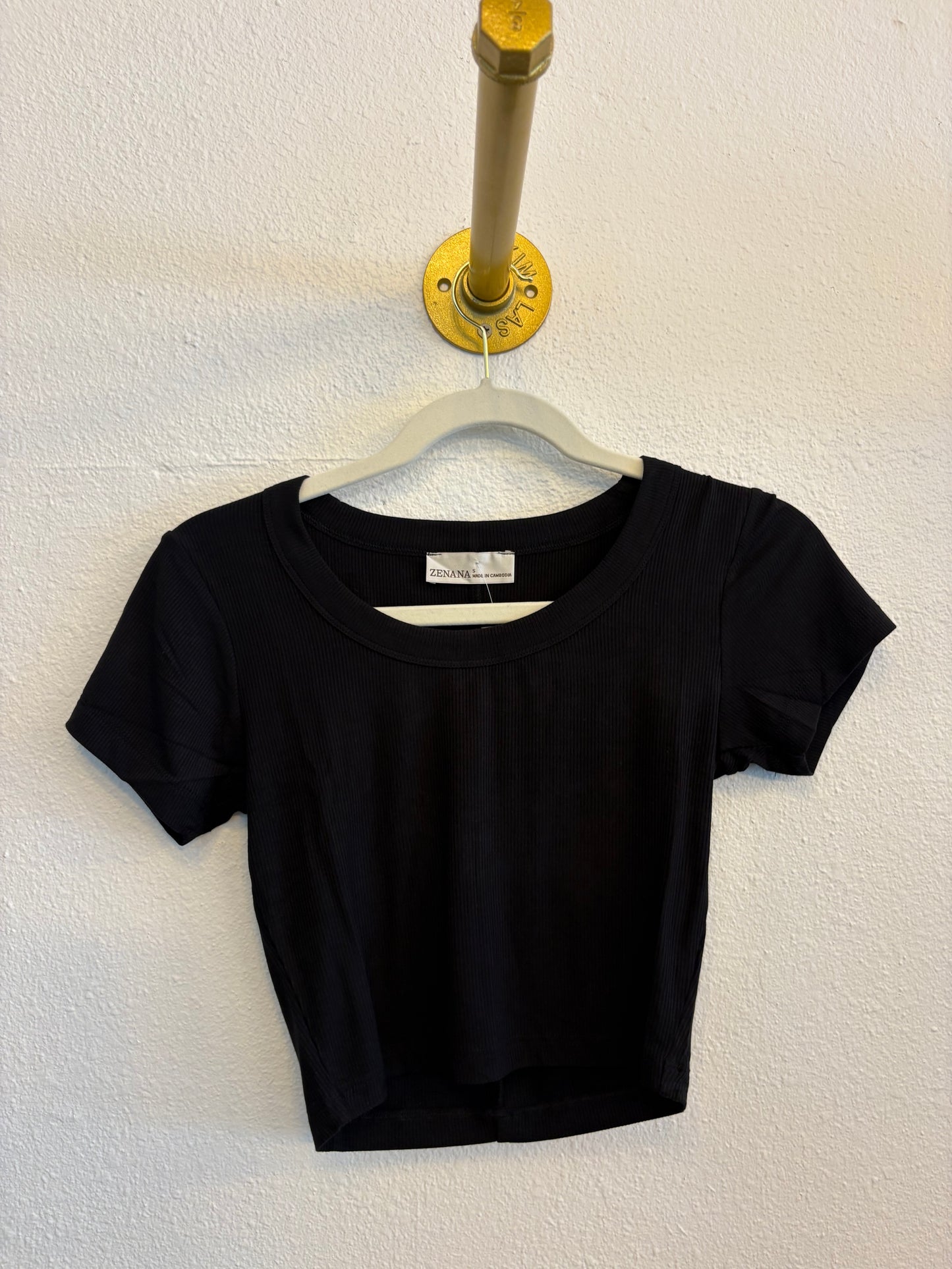 Black Tee